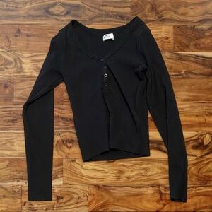 Hollister Black Long-Sleeve Ribbed Henley Top